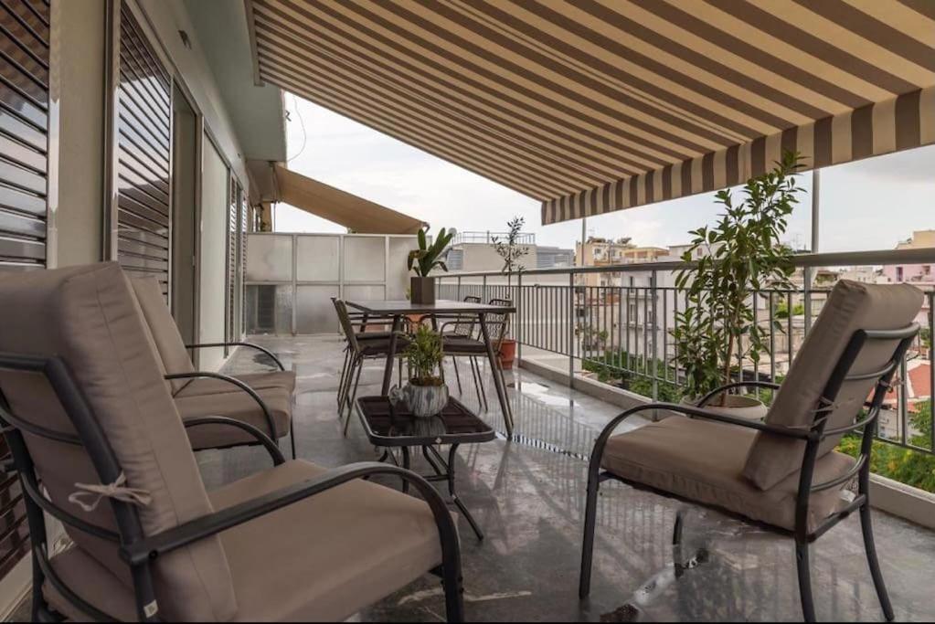 Artistic Apt In Vibrant Gazi With Large Terrace By Ghh Athén Kültér fotó