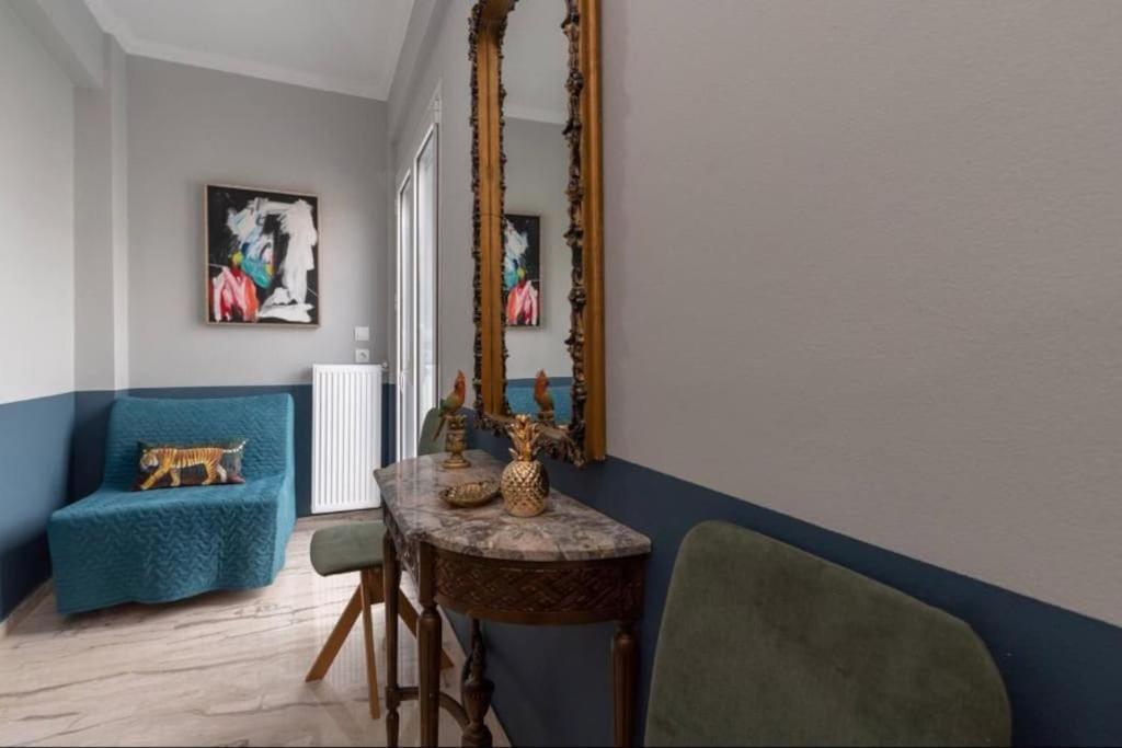 Artistic Apt In Vibrant Gazi With Large Terrace By Ghh Athén Kültér fotó