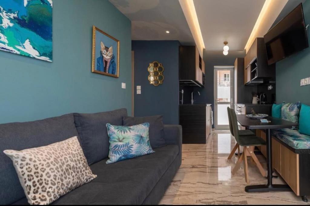 Artistic Apt In Vibrant Gazi With Large Terrace By Ghh Athén Kültér fotó
